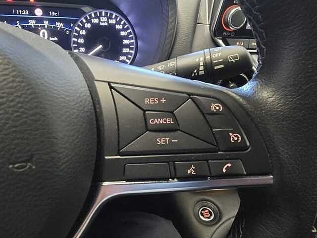 Nissan Juke //N-DESIGN / DIG-T 114//// Grey