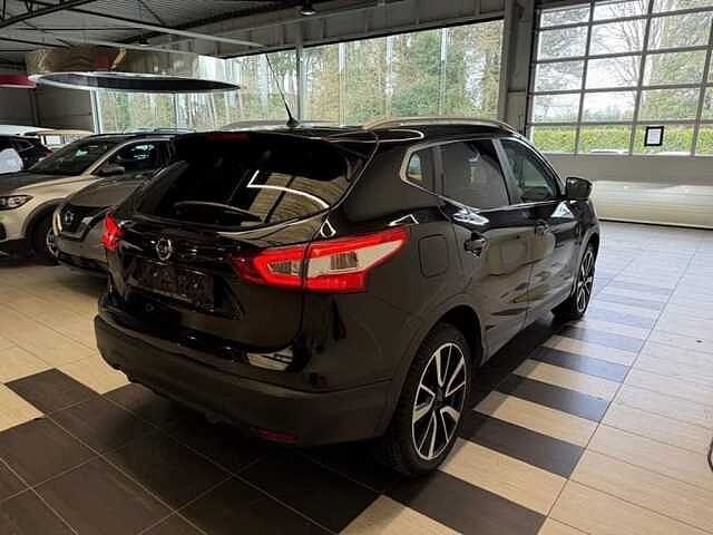 Nissan Qashqai DIG-T Tekna Benzine Automaat Full Option Black
