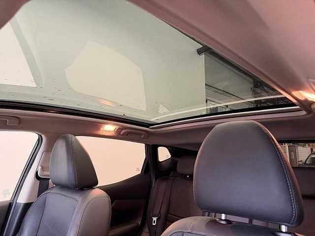 Nissan Qashqai DIG-T Tekna Benzine Automaat Full Option Black