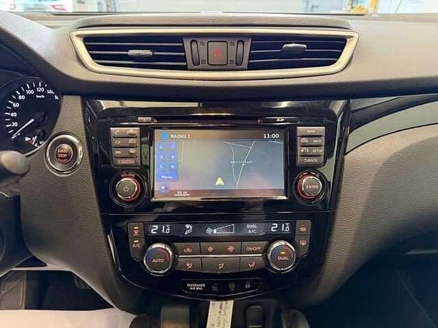 Nissan Qashqai DIG-T Tekna Benzine Automaat Full Option Black