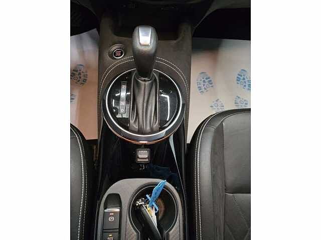 Nissan Juke N-Design//Technology +Interieur PACK/// Garantie tot 08/2033 Silver