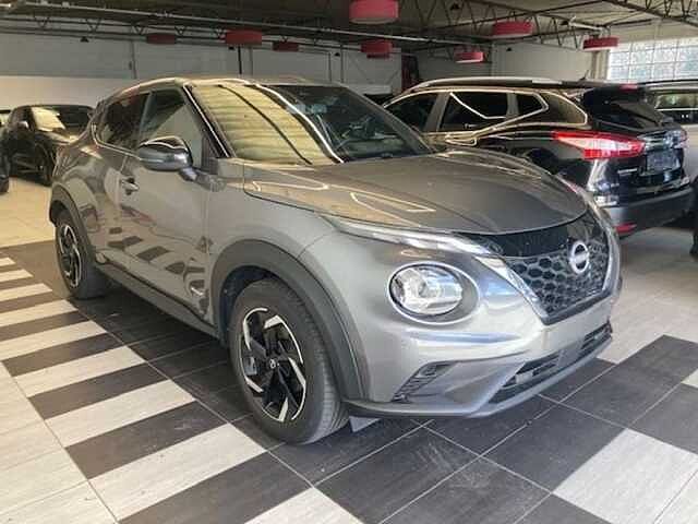 Nissan Juke HYBRIDE N-Connecta AMT