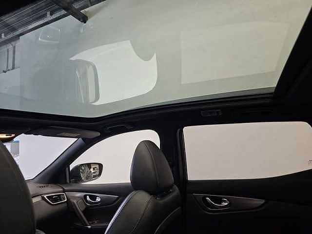 Nissan Qashqai DIG-T Tekna PLUS Xtronic//Bose//360&deg;//Leer//