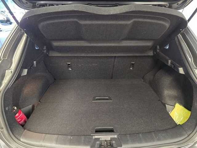 Nissan Qashqai DIG-T Tekna//Pano//Full Option