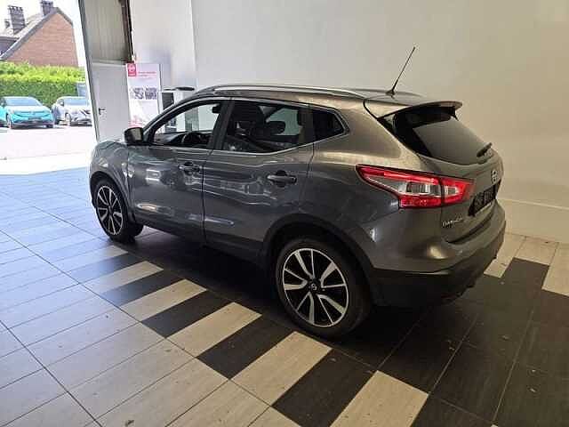 Nissan Qashqai DIG-T Tekna//Pano//Full Option