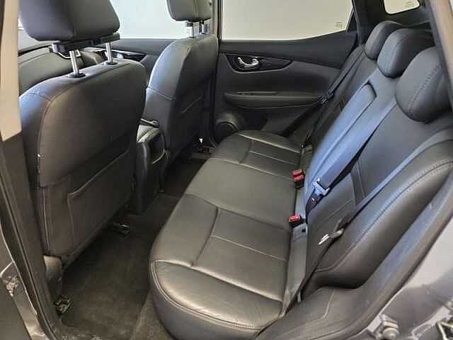 Nissan Qashqai DIG-T Tekna//Pano//Full Option