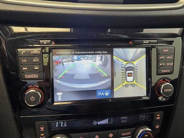 Nissan Qashqai DIG-T Tekna//Pano//Full Option