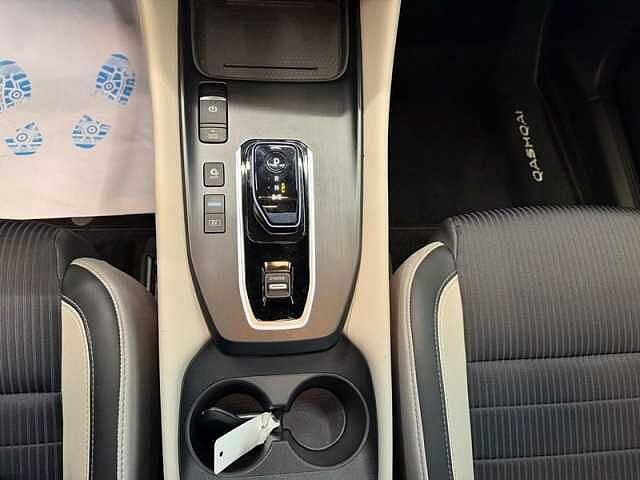 Nissan Qashqai e-POWER Tekna/Premium Interior/Afneembare Trekhaak/Garantie 06/2033 Grey
