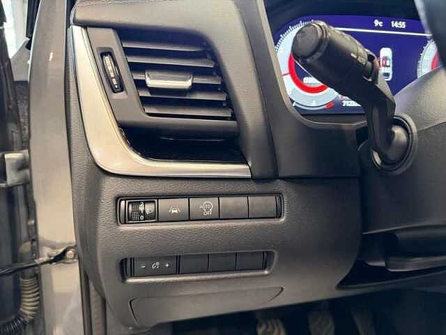 Nissan Qashqai Mild-Hybrid N-Connecta 158PK Benzine Manueel Grey