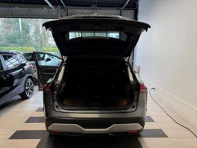 Nissan Qashqai Mild-Hybrid N-Connecta 158PK Benzine Manueel Grey