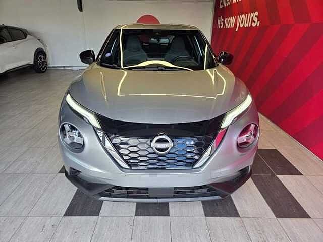 Nissan Juke 1.6 Hybrid 145 N-Connecta Silver