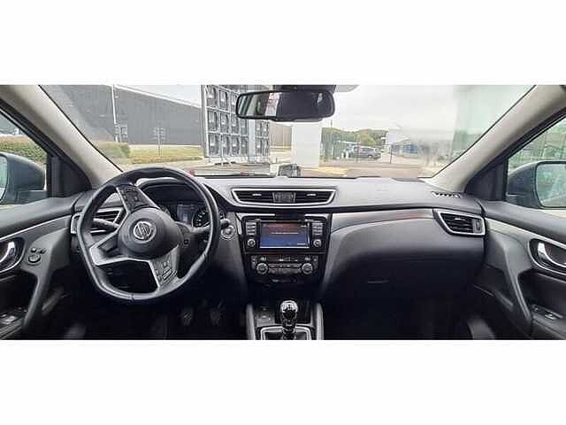 Nissan Qashqai N- CONNECTA Silver