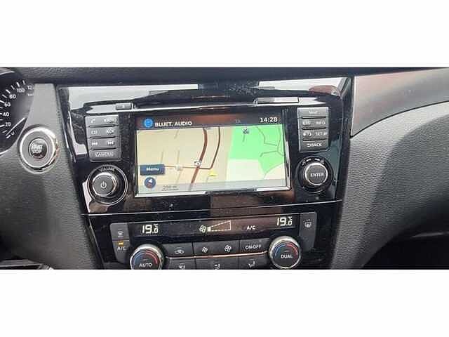 Nissan Qashqai N- CONNECTA Silver