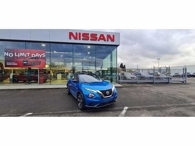 Nissan Juke Tekna + Cold Pack Blue