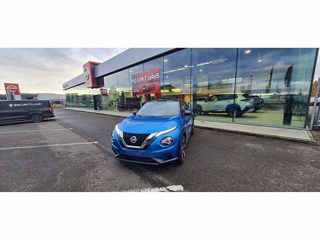 Nissan Juke Tekna + Cold Pack Blue