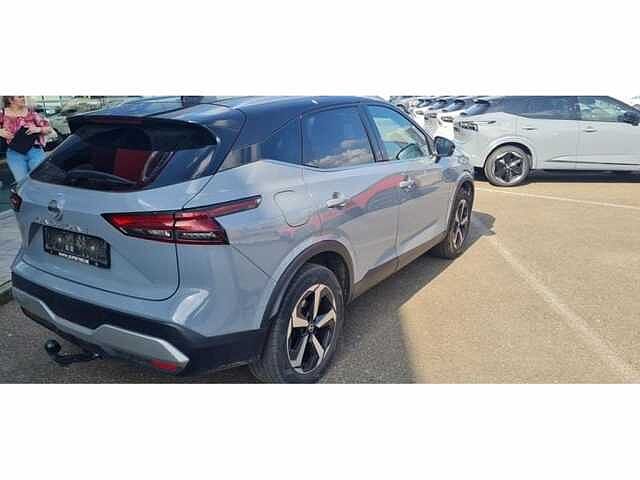 Nissan Qashqai Mild-Hybrid N-Connecta Grey