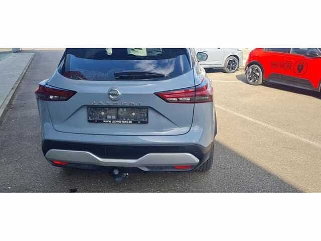 Nissan Qashqai Mild-Hybrid N-Connecta Grey
