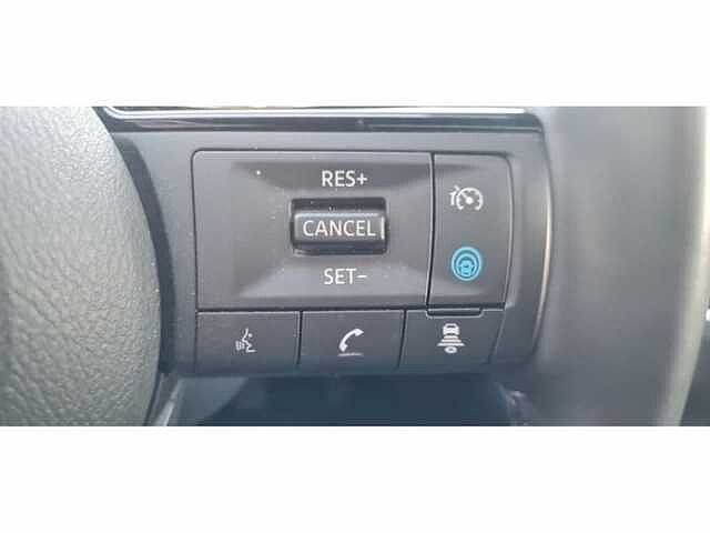 Nissan Qashqai NISSAN QASHQAI TEKNA 1.3 X TRONIC Grey