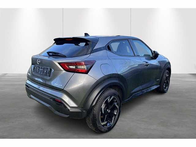 Nissan Juke 1.6 Hybrid 145 N-Connecta | Navi | Cruise | Keyless | Camera Grey