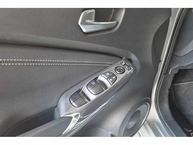 Nissan Juke 1.6 Hybrid 145 N-Connecta Automaat/Apple Carplay en Android auto/Camera Achteraa Grey