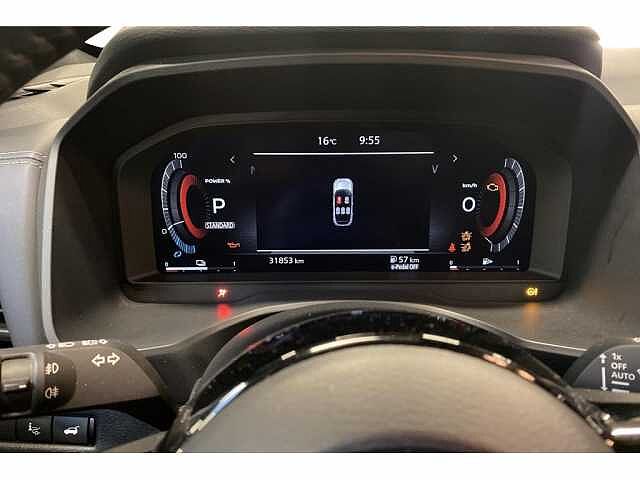 Nissan Qashqai Hybrid-Full-option-Aut-Airco-360Cam-GPS-Carplay White