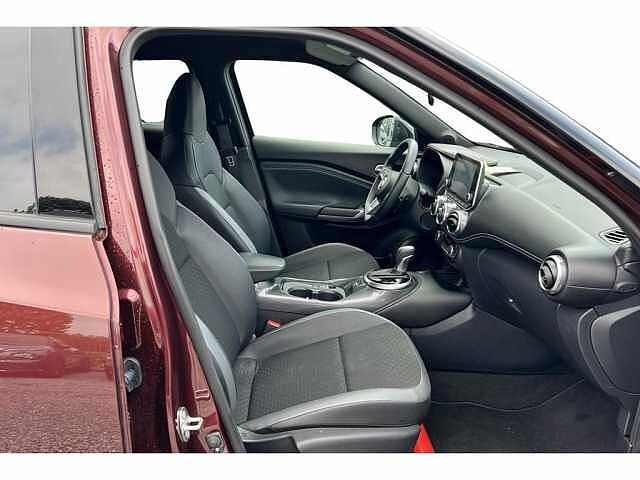 Nissan Juke N-Design-Aut-Carplay-Cam-Gps-Airco Red