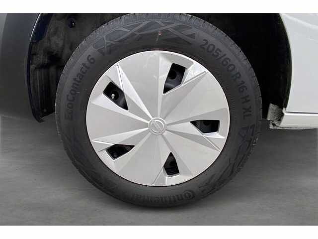 Nissan Townstar 130 MT-Gps-Cam-airo-Carplay-L1H1 White