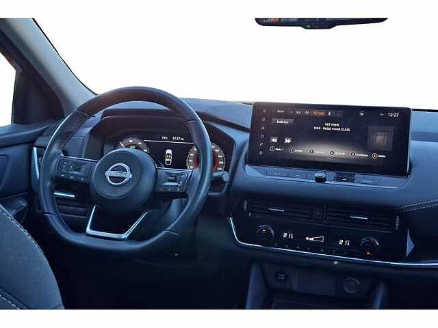 Nissan Qashqai e-POWER N-Connecta Red