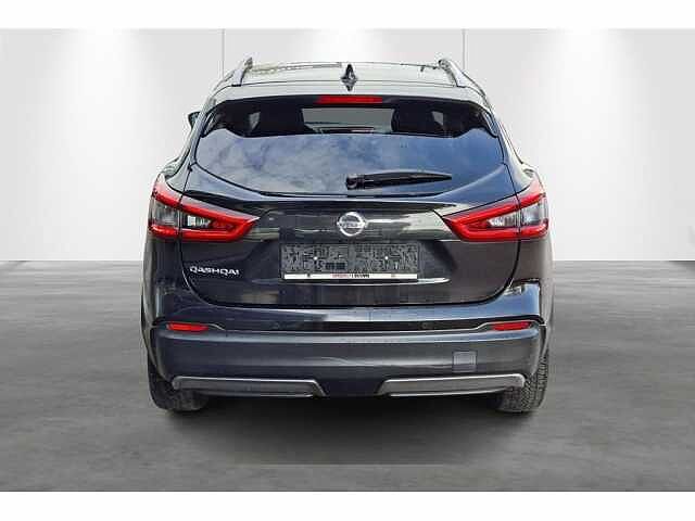 Nissan Qashqai 1.2 DIG-T N-Connecta + Design Pack Black