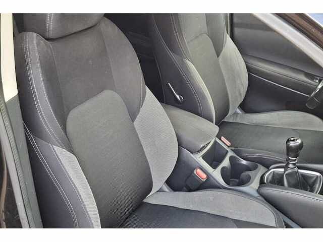 Nissan Qashqai 1.2 DIG-T N-Connecta + Design Pack Black