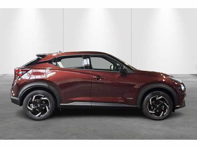 Nissan Juke Hybrid-AUT-Cam-Carplay-Airco-Sensoren Red