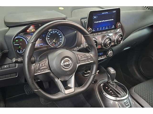 Nissan Juke Hybrid-AUT-Cam-Carplay-Airco-Sensoren Red