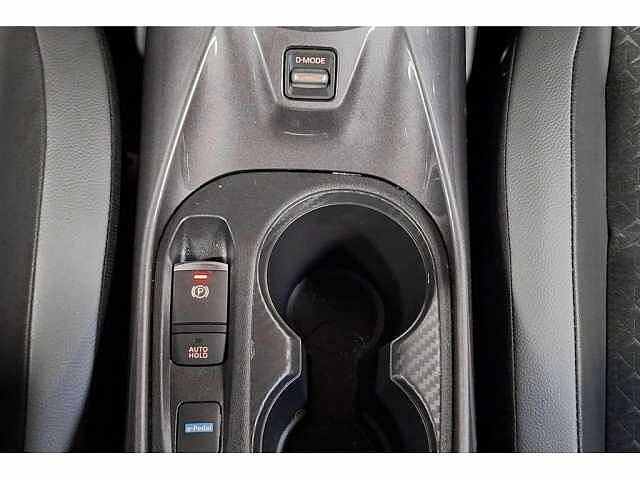 Nissan Juke Hybrid-AUT-Cam-Carplay-Airco-Sensoren Red