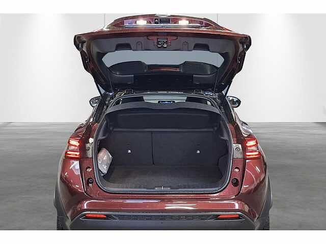 Nissan Juke Hybrid-AUT-Cam-Carplay-Airco-Sensoren Red
