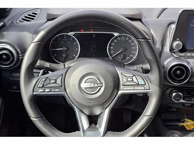 Nissan Juke N-Design-Aut-Carplay-Cam-Gps-Airco Red
