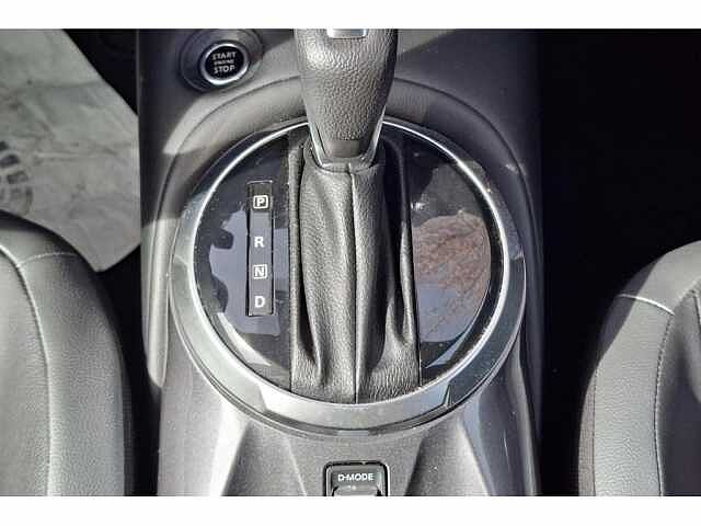 Nissan Juke N-Design-Aut-Carplay-Cam-Gps-Airco Red