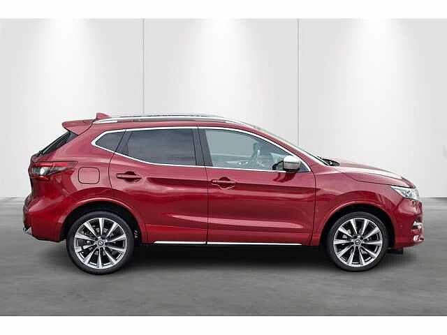 Nissan Qashqai Full-option-Aut-Pano-Carplay-GPS-Airco Red