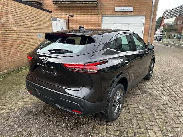 Nissan Qashqai Qashqai 1.3 DIG-T MHEV Business Edition Zwart