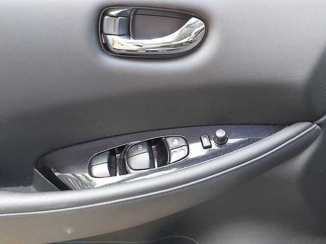Nissan LEAF 24 kWh Tekna